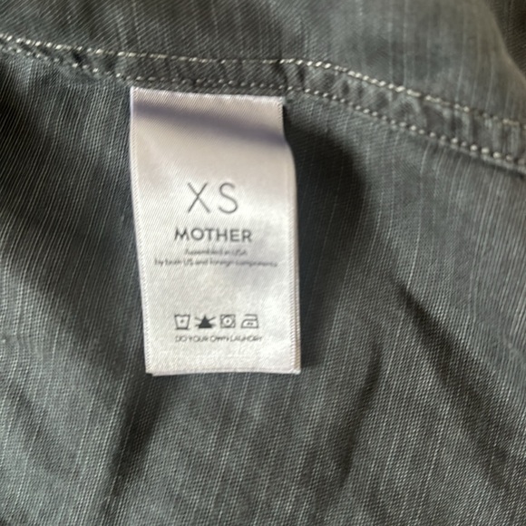 Mother the sleeveless foxy button down - Picture 6 of 8